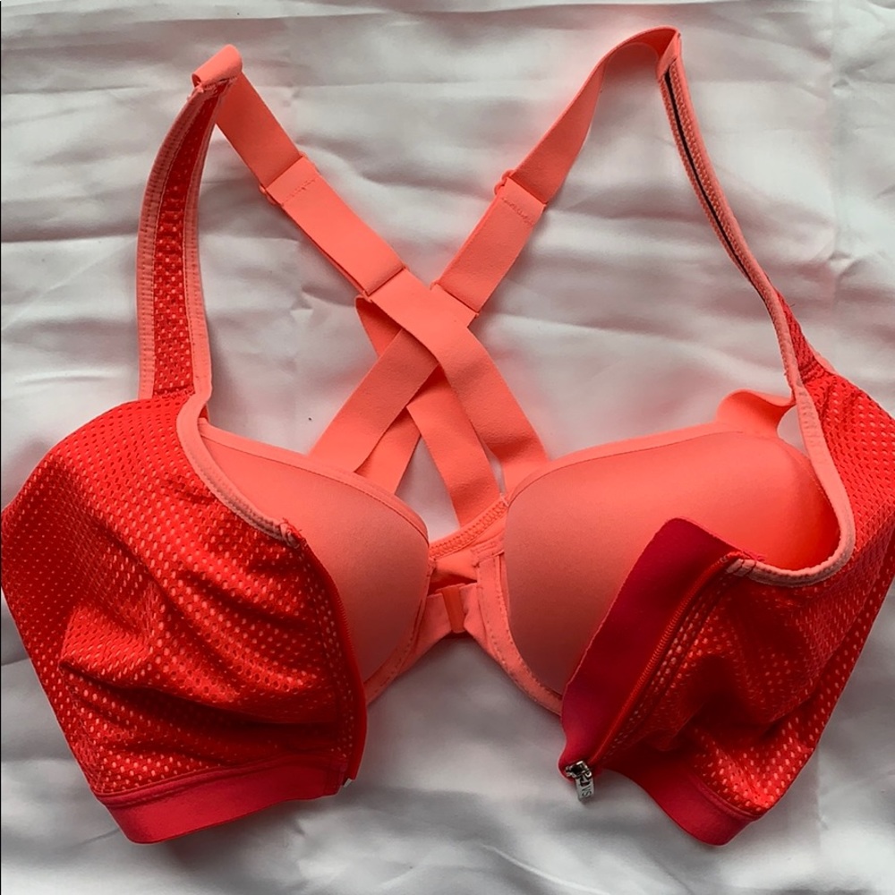 Victoria’s Secret VSX Sports Bra